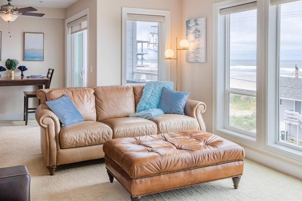 Rockaway Oceanview Condo,Steps To The Beach & Downtown,W&D, Wifi Rockaway Beach Exterior photo
